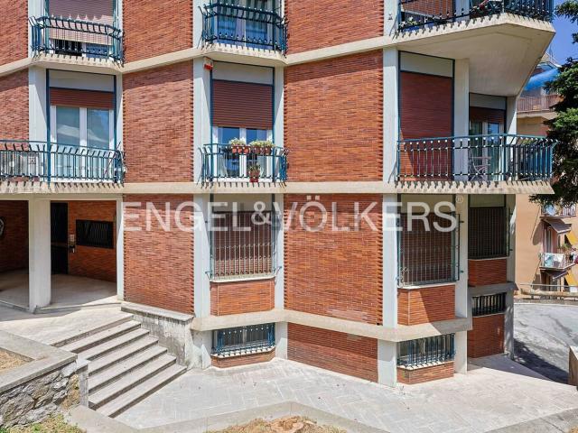 Appartamento in vendita di 140 m² in Via Giovanni Costantini