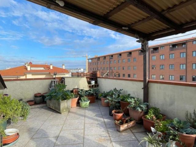Appartamento in vendita di 140 m² in Via Giovanni March