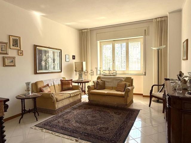 Appartamento in vendita di 140 m² in Via Guglielmo Marconi