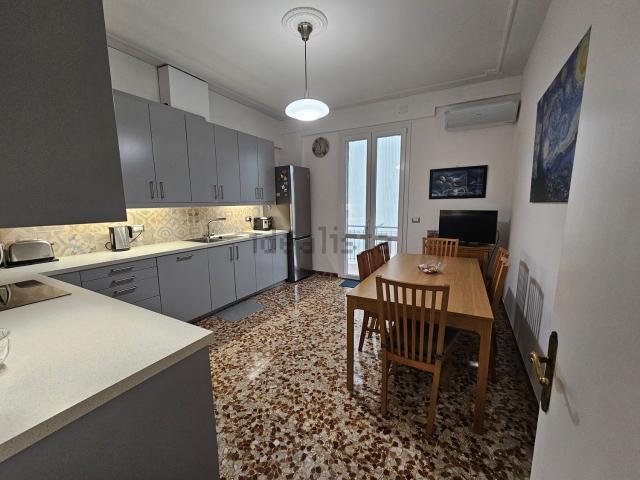 Appartamento in vendita di 140 m² in Via Guglielmo Marconi