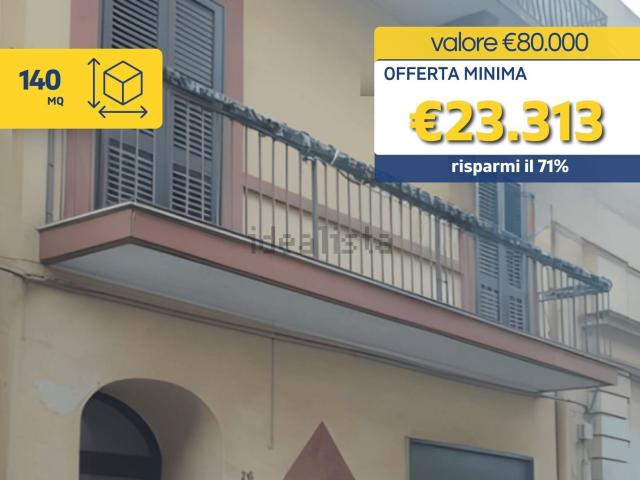 Appartamento in vendita di 140 m² in Via D&apos Alò Alfieri, 26