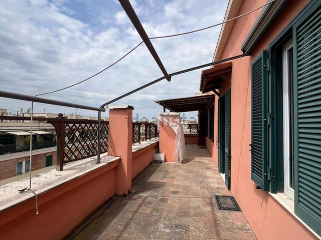 Appartamento in vendita di 140 m² in Via Domodossola