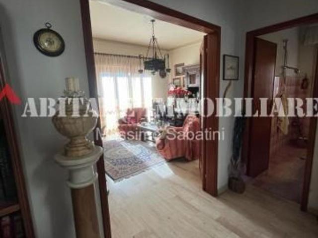 Appartamento in vendita di 140 m² in Via Don Giovanni Minzoni, 28