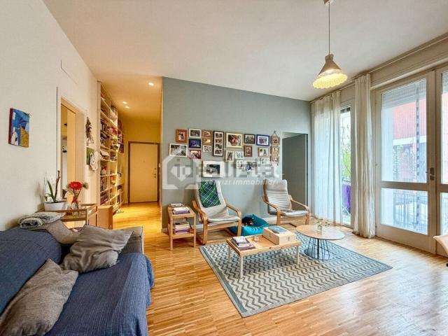 Appartamento in vendita di 140 m² in Via Don Luigi Sturzo, 10
