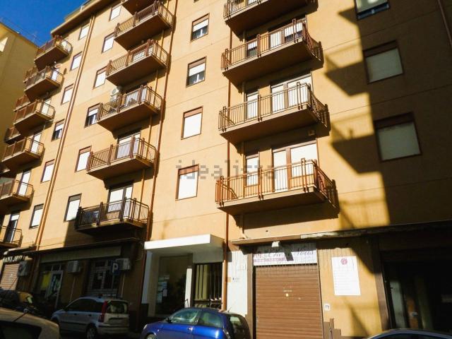 Appartamento in vendita di 140 m² in Via Dante Alighieri, 40