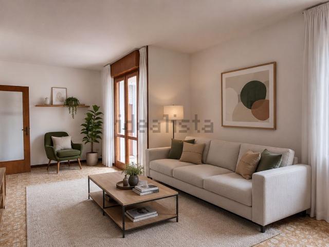 Appartamento in vendita di 140 m² in Via degli Alpini, 7