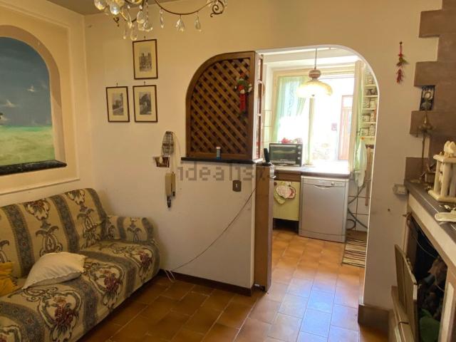 Appartamento in vendita di 140 m² in Via degli Eroi