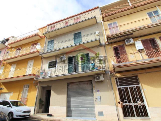 Appartamento in vendita di 140 m² in Via degli Oleandri, 40