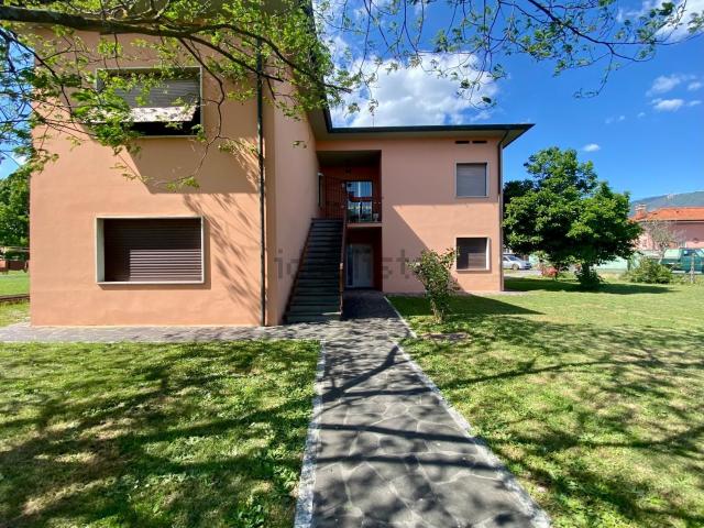 Appartamento in vendita di 140 m² in Via dei Biccelli, 18