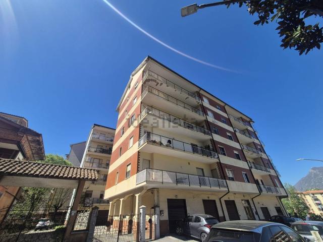 Appartamento in vendita di 140 m² in Via dei Due Principati, 270