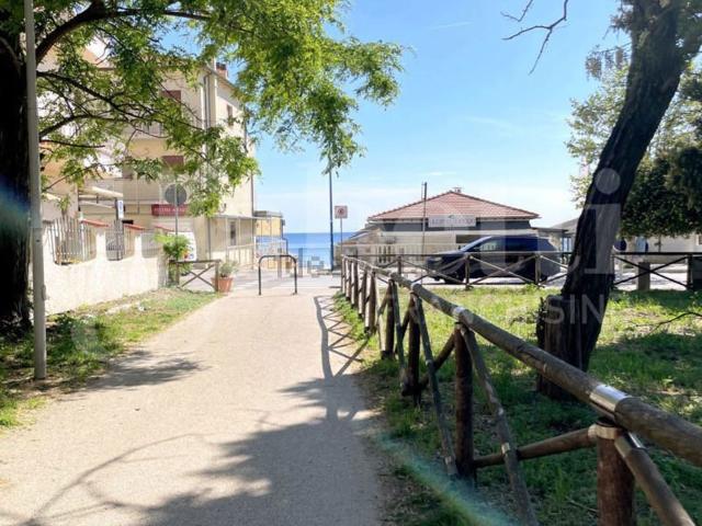 Appartamento in vendita di 140 m² in Via dei Pini