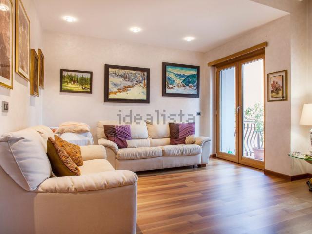 Appartamento in vendita di 140 m² in Via del Casale Giuliani, 25