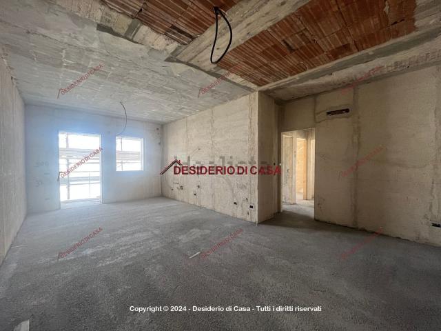 Appartamento in vendita di 140 m² in Via del Cavaliere, 136
