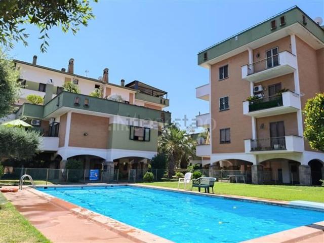 Appartamento in vendita di 140 m² in Via del Fontanile Anagnino