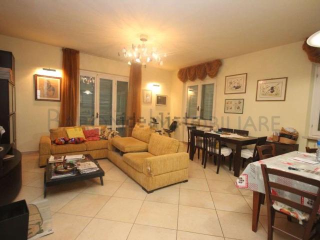 Appartamento in vendita di 140 m² in Via del Puntone