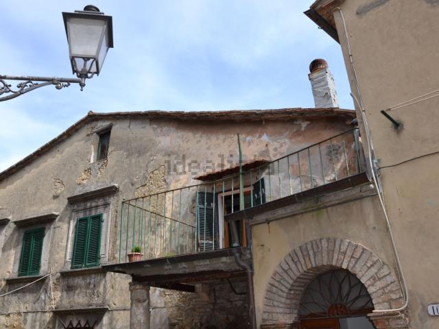 Appartamento in vendita di 140 m² in Via del silenzio