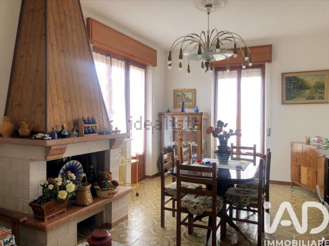 Appartamento in vendita di 140 m² in Via dell&apos Olmeta