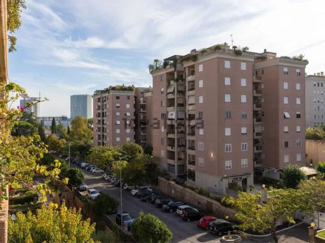 Appartamento in vendita di 140 m² in Via dell&apos Orsa Maggiore