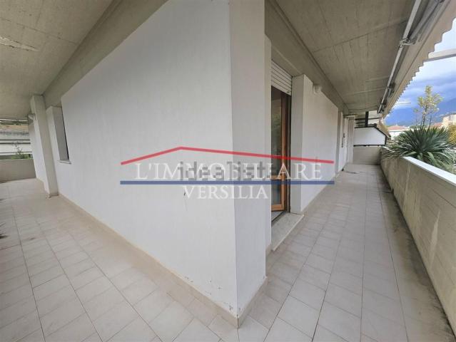 Appartamento in vendita di 140 m² in Via dell&apos Acqua, 102