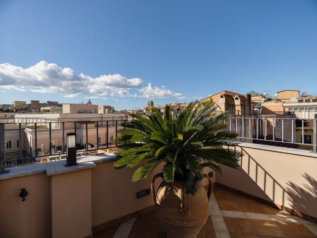 Appartamento in vendita di 140 m² in Via dell&apos Archetto