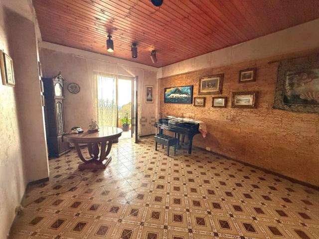 Appartamento in vendita di 140 m² in Via dell&apos Uccelliera