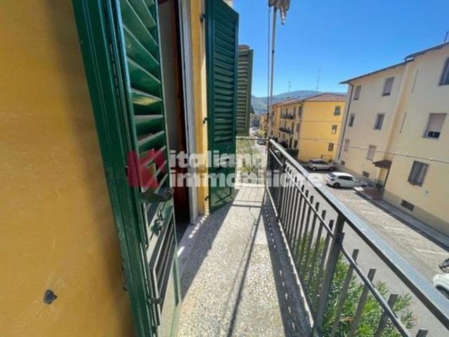 Appartamento in vendita di 140 m² in Via della Fornace