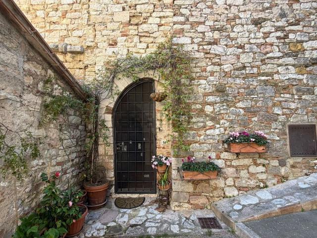 Appartamento in vendita di 140 m² in Via della Fornace