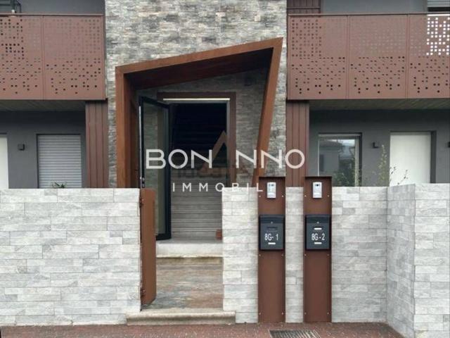 Appartamento in vendita di 140 m² in Via della Libertá, 1