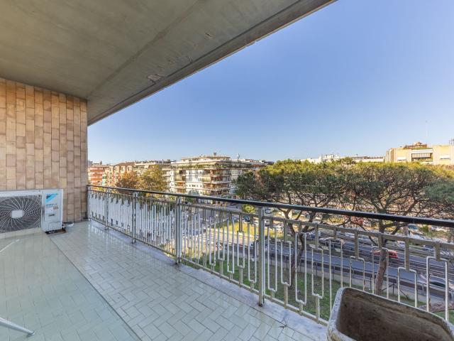 Appartamento in vendita di 140 m² in Via delle Baleniere