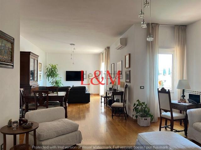 Appartamento in vendita di 140 m² in Via delle Vigne di Morena