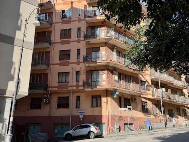 Appartamento in vendita di 140 m² in Via Demetrio Moscato, 1