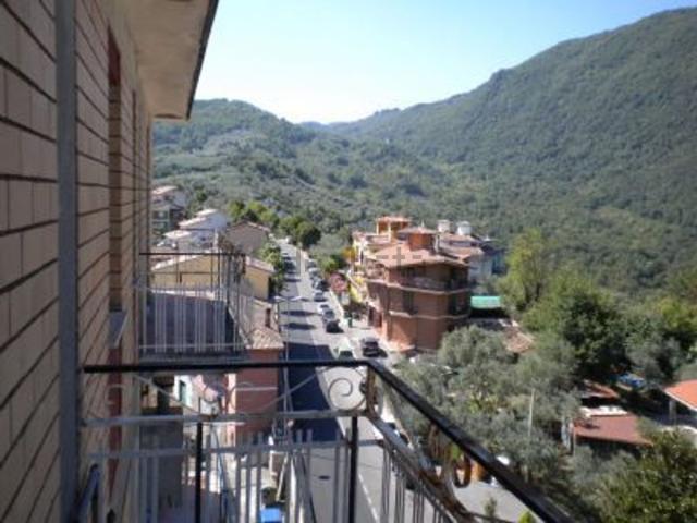 Appartamento in vendita di 140 m² in Via di Santa Vittoria, 3