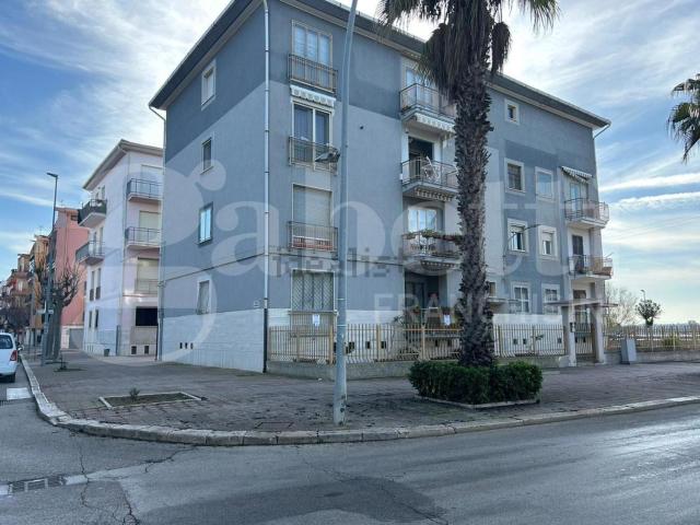 Appartamento in vendita di 140 m² in Via Duca Abruzzi, 1