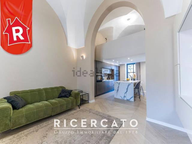Appartamento in vendita di 140 m² in Via Duca d&apos Aosta, 48