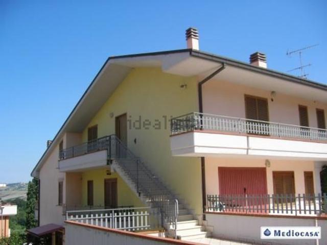 Appartamento in vendita di 140 m² in Via Emidio Piermarini