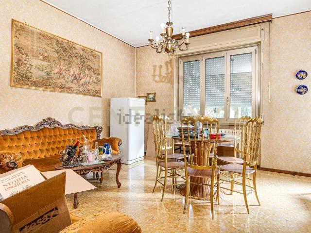 Appartamento in vendita di 140 m² in Via Enna, 10