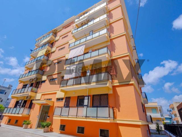 Appartamento in vendita di 140 m² in Via Enrico de Nicola, 26