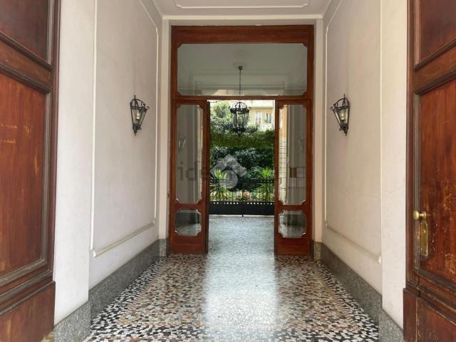 Appartamento in vendita di 140 m² in Via Ercole Ferrario, 3