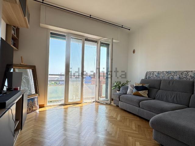 Appartamento in vendita di 140 m² in Via Eridania