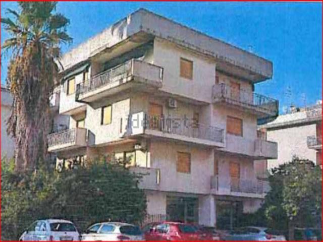 Appartamento in vendita di 140 m² in Via Eschilo, 14