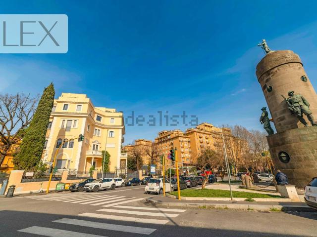 Appartamento in vendita di 140 m² in Via Famiano Nardini