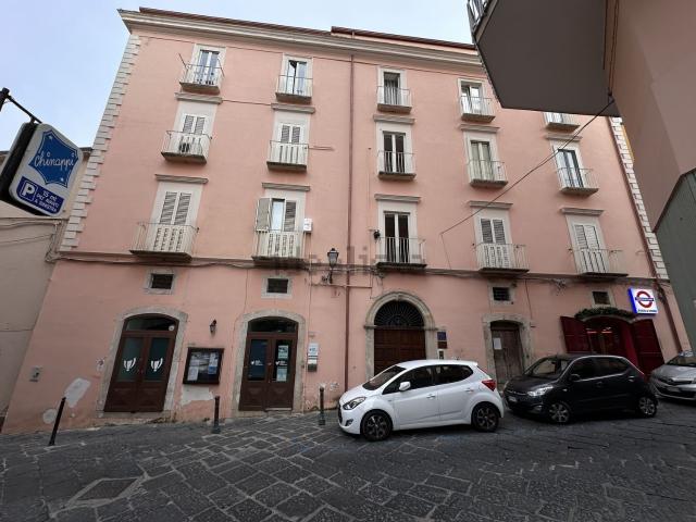 Appartamento in vendita di 140 m² in Via Ferdinando Lavanga, 101