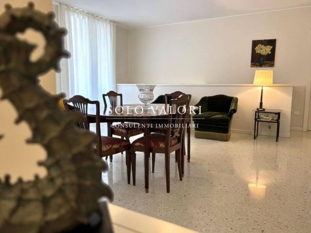 Appartamento in vendita di 140 m² in Via Francesco Maria Preti