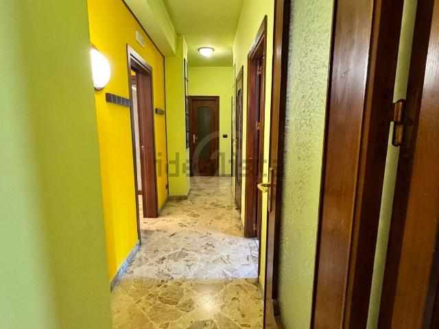 Appartamento in vendita di 140 m² in Via Francesco Fusco, 2