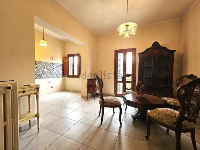 Appartamento in vendita di 140 m² in Via Francesco Petrarca, 120