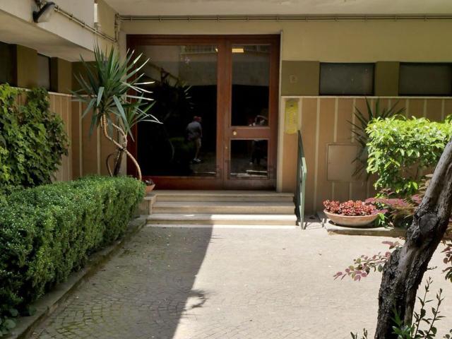 Appartamento in vendita di 140 m² in Via Jacopone da Todi