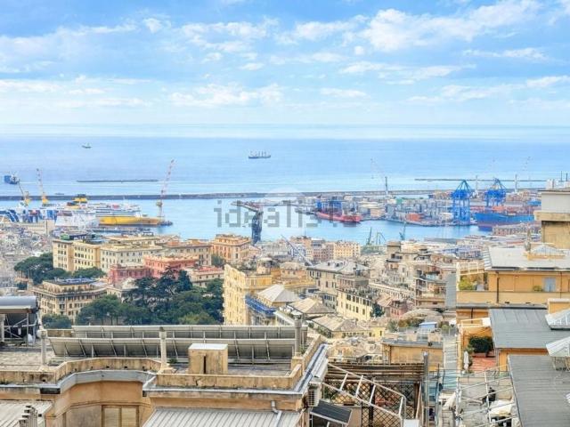 Appartamento in vendita di 140 m² in Via Oberto Cancelliere