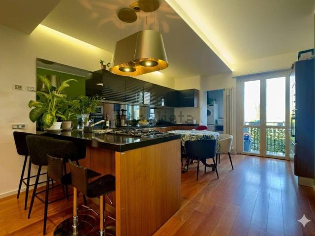 Appartamento in vendita di 140 m² in Via Olmi, 1
