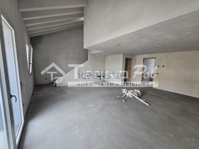Appartamento in vendita di 140 m² in Via Olmo