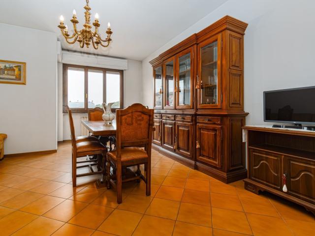 Appartamento in vendita di 140 m² in Via Lodovico Ariosto, 30